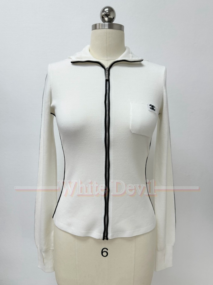 하얀악마 샤넬 집업 레플리카 (7).jpg