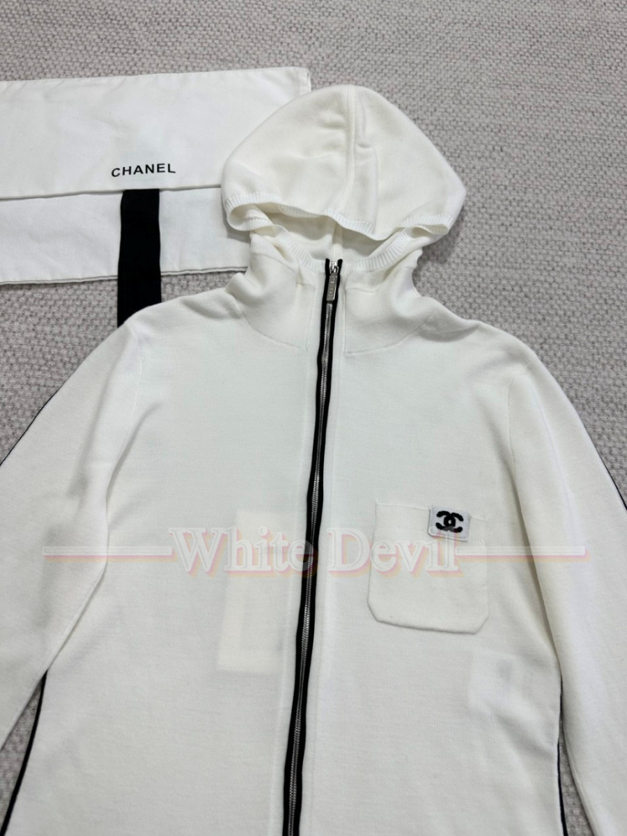 하얀악마 샤넬 집업 레플리카 (9).jpg