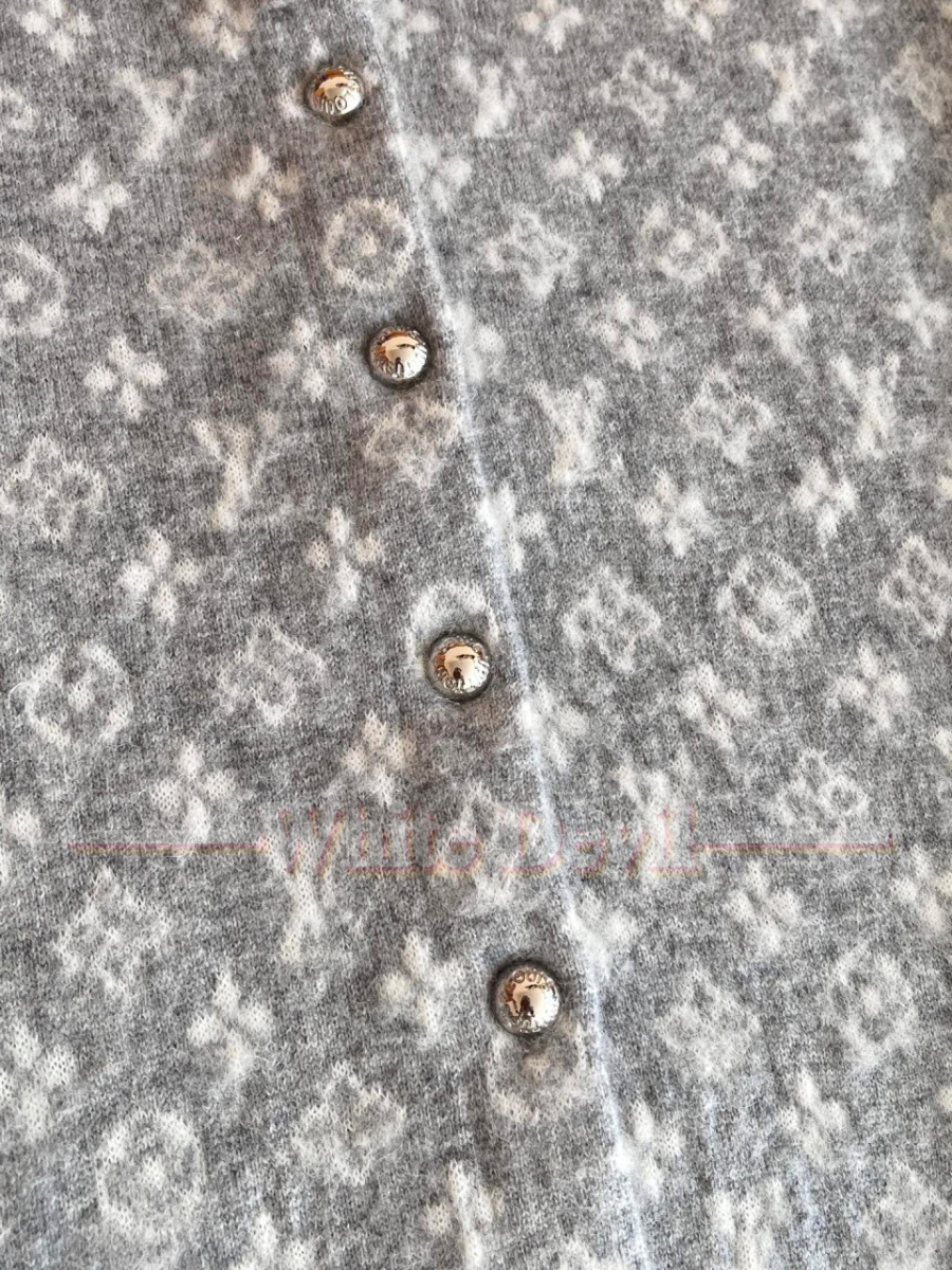 하얀악마 레플리카 루이비통 가디건 (17).jpg
