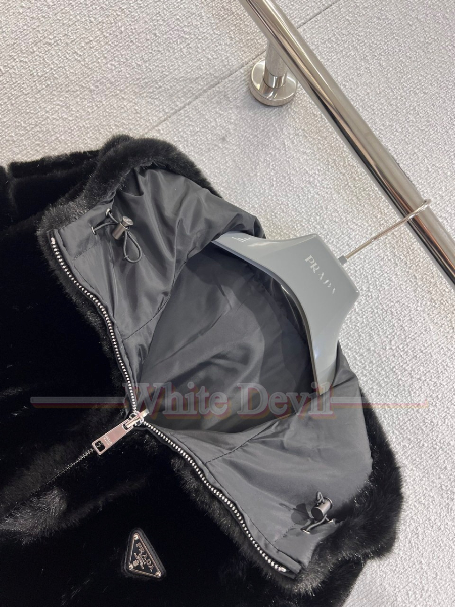 하얀악마 프라다 집업 (9).jpg