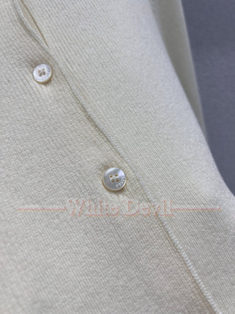 하얀악마 레플리카 펜디 가디건 (8).jpg