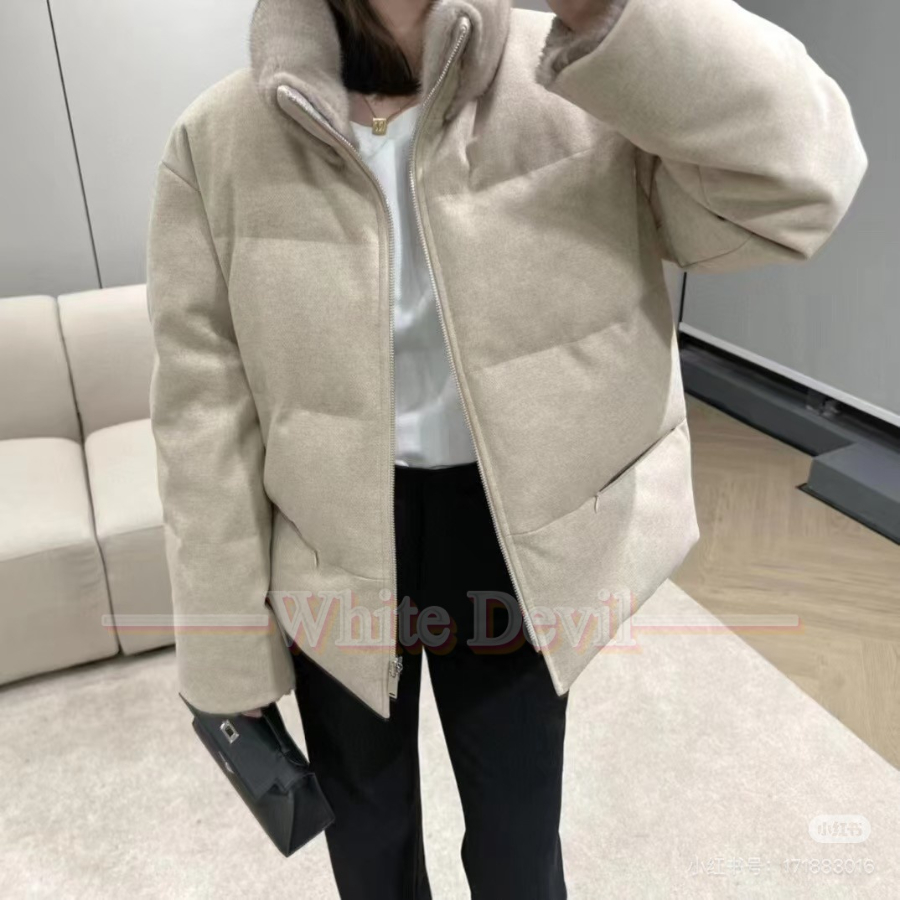 하얀악마 레플리카 로로피아나 패딩 (2).jpg