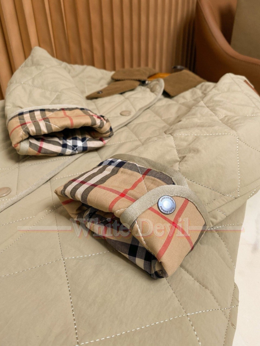 하얀악마 이미테이션 버버리 점퍼 (16).jpg