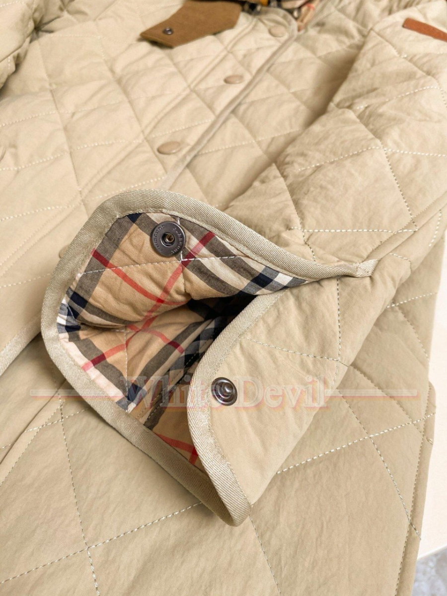 하얀악마 이미테이션 버버리 점퍼 (18).jpg