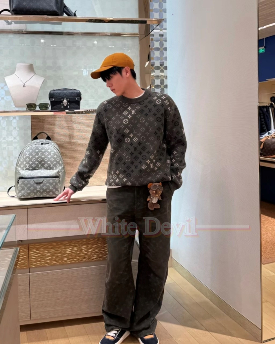하얀악마 레플리카 루이비통 니트 (1).jpg