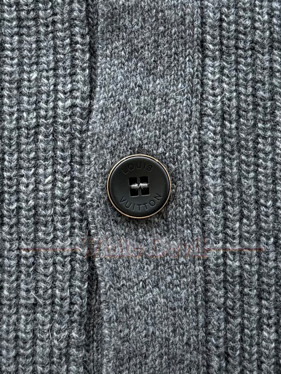 하얀악마 레플리카 루이비통 가디건 (16).jpg