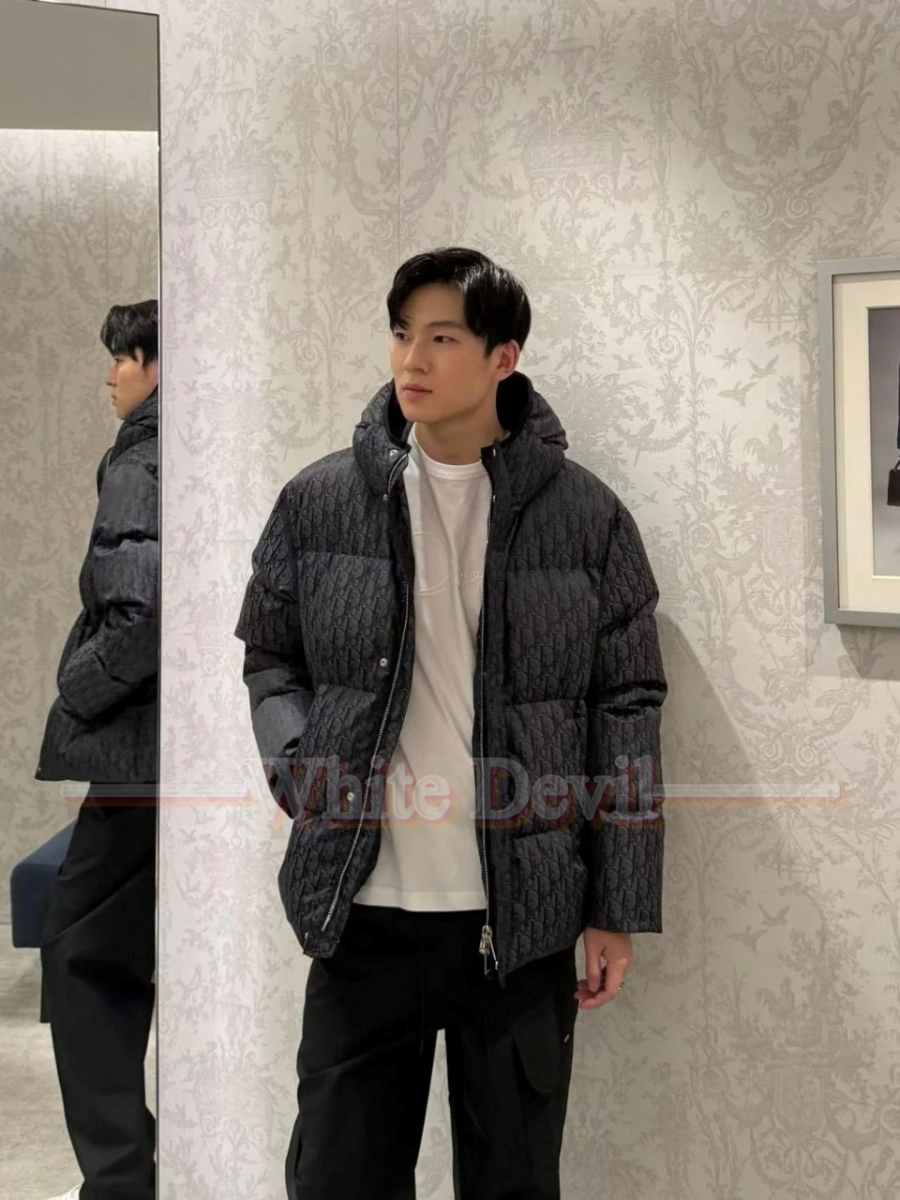 하얀악마 레플리카 디올 패딩 (1).jpg