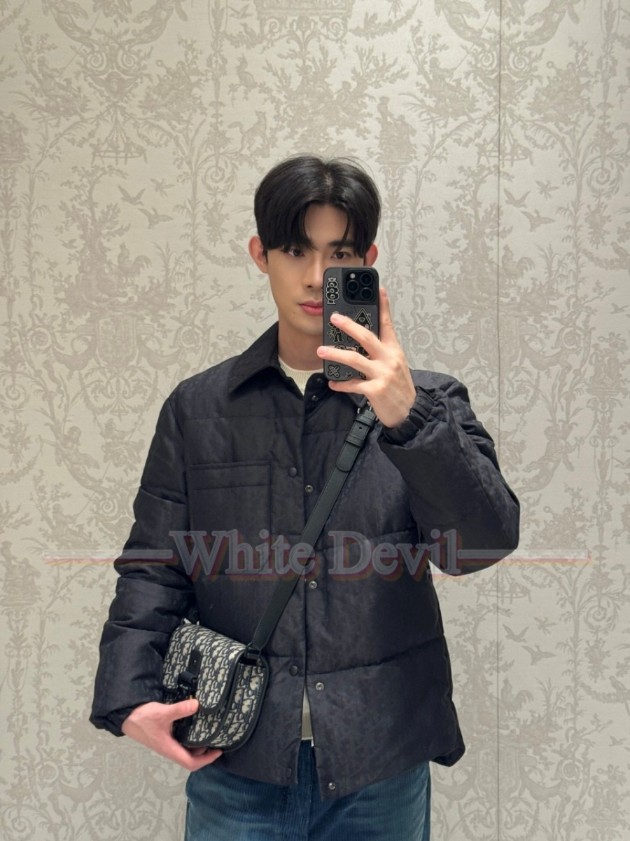 하얀악마 이미테이션 디올 패딩 (2).jpg