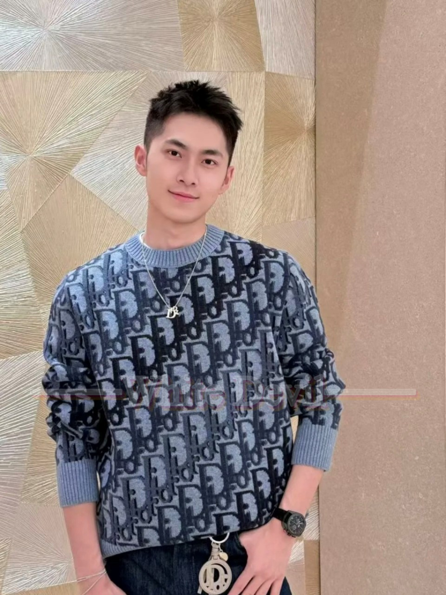 하얀악마 디올 스웨터 이미테이션 (1).jpg