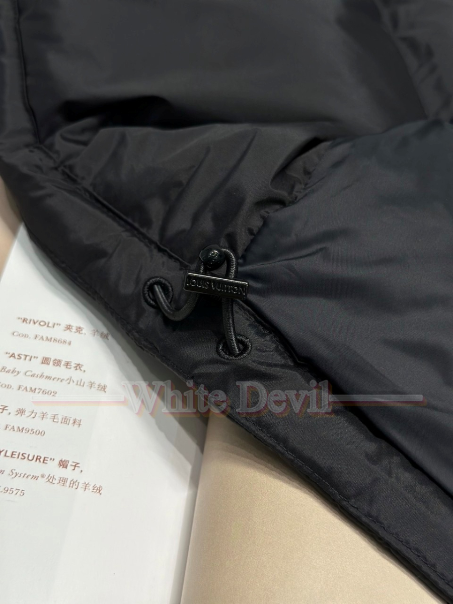 하얀악마 레플리카 루이비통 패딩 (13).jpg
