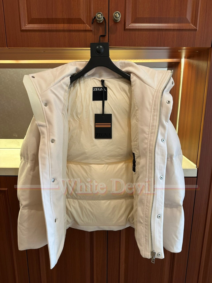 하얀악마 이미테이션 제냐 패딩 (4).jpg