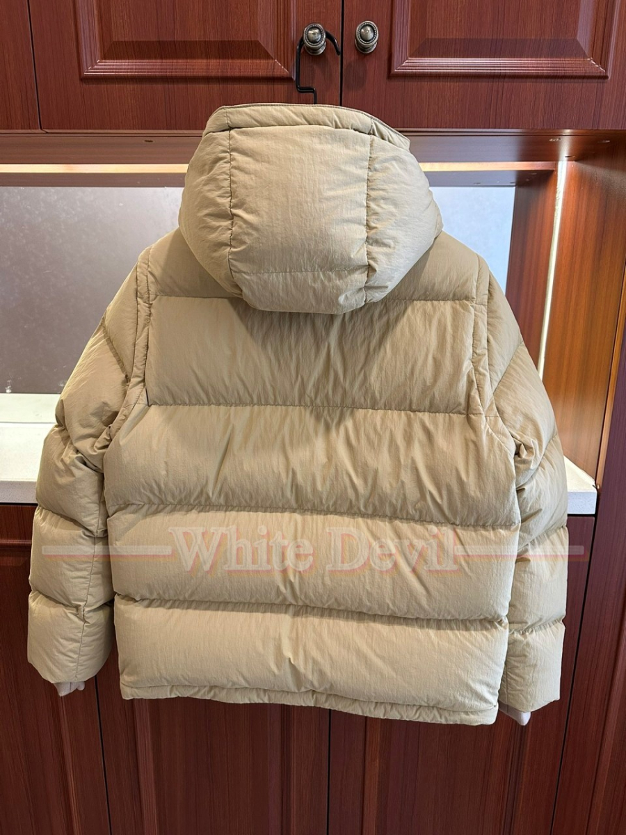 하얀악마 이미테이션 버버리 패딩 (8).jpg