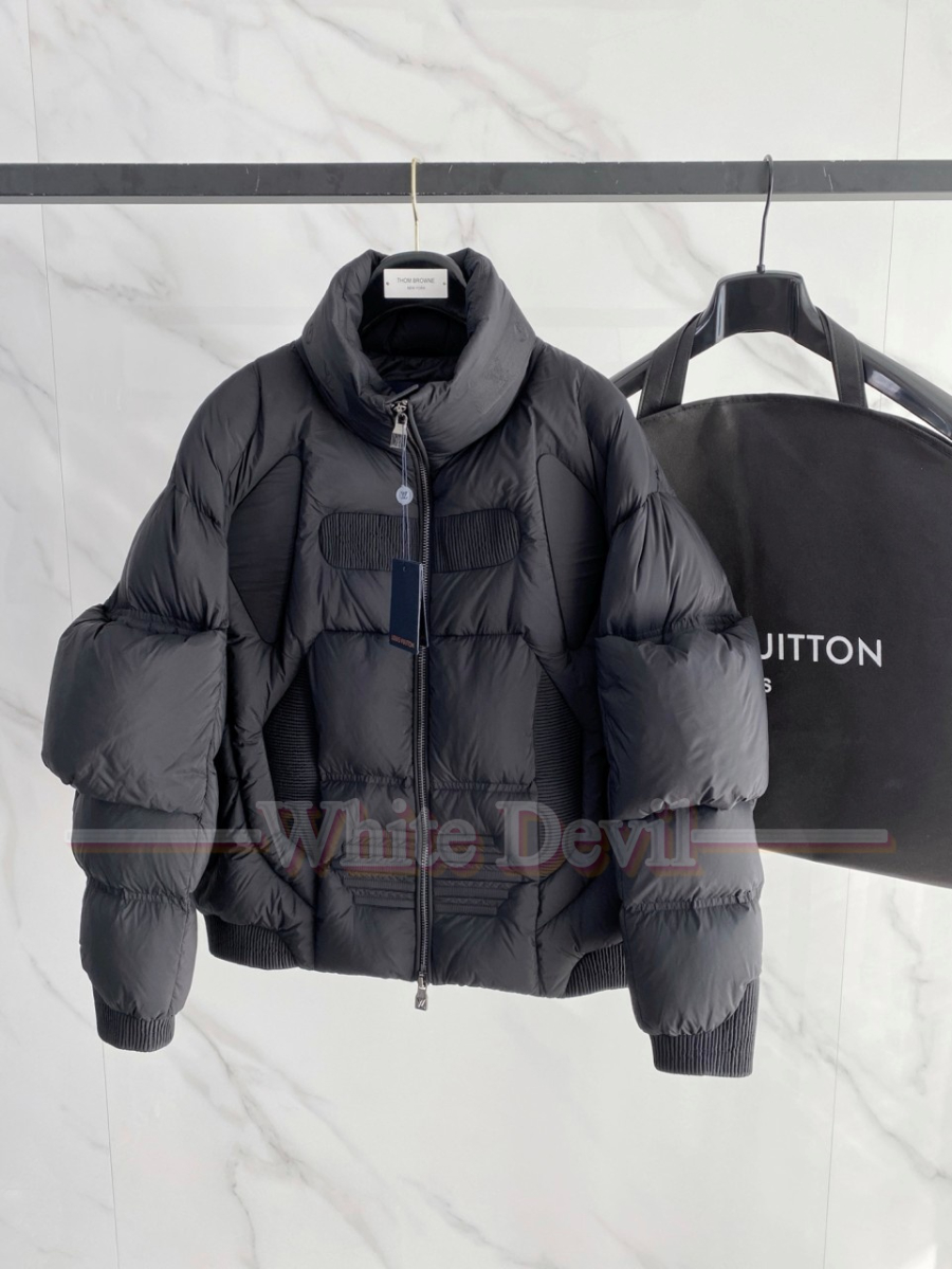 하얀악마 이미테이션 루이비통 패딩 (1).jpg