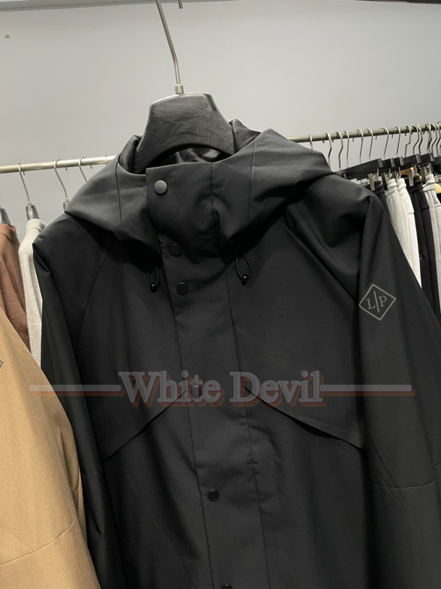 하얀악마 레플리카 로로 점퍼 (3).jpg