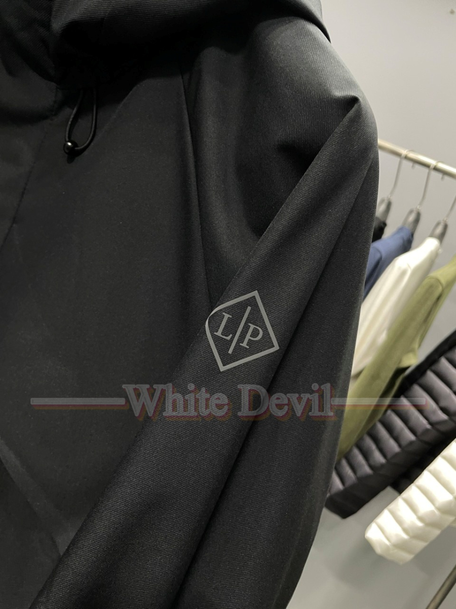 하얀악마 레플리카 로로 점퍼 (14).jpg