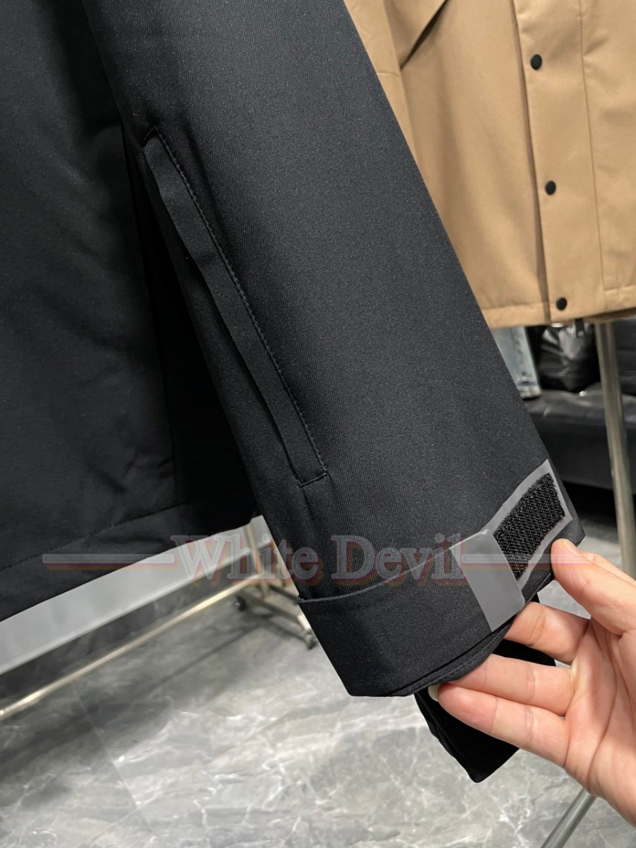 하얀악마 레플리카 로로 점퍼 (17).jpg