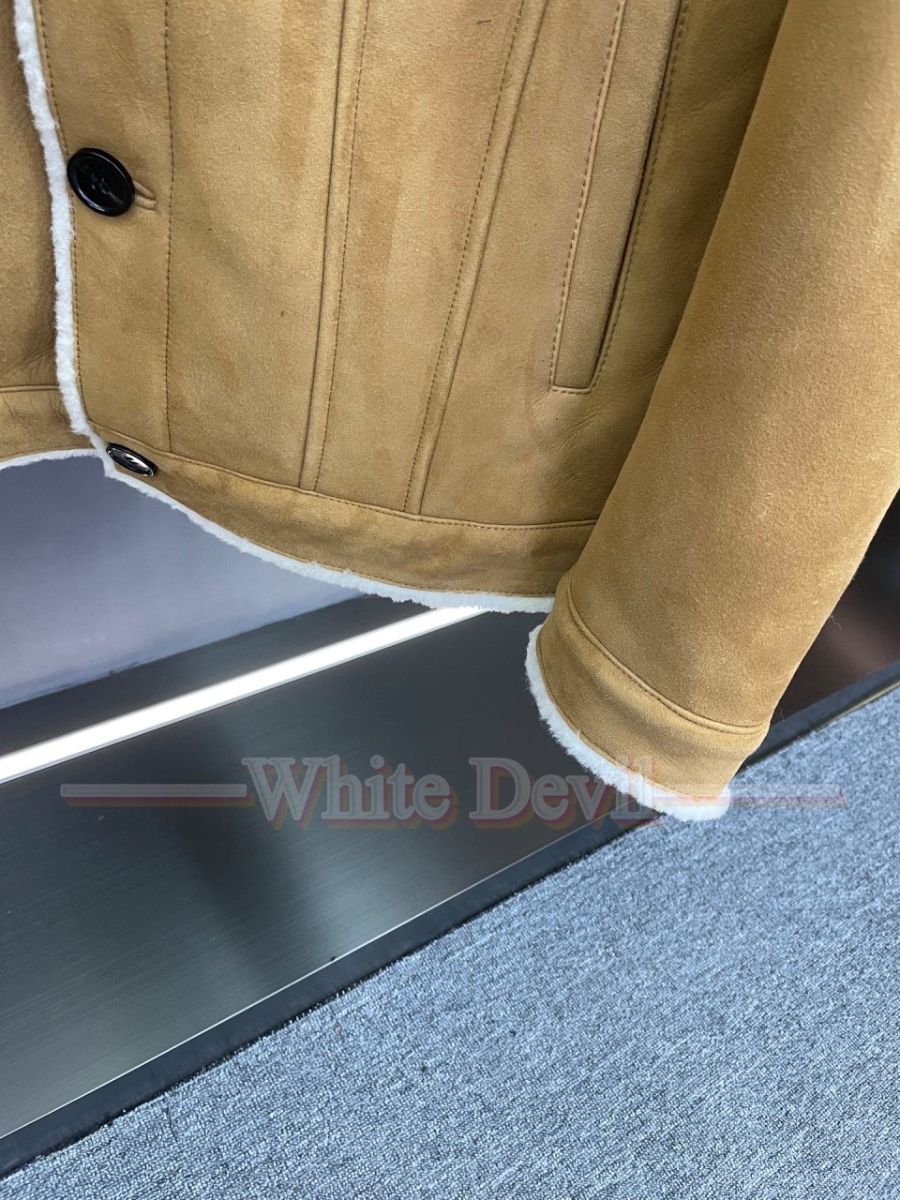 하얀악마 레플리카 로로 무스탕 (8).jpg