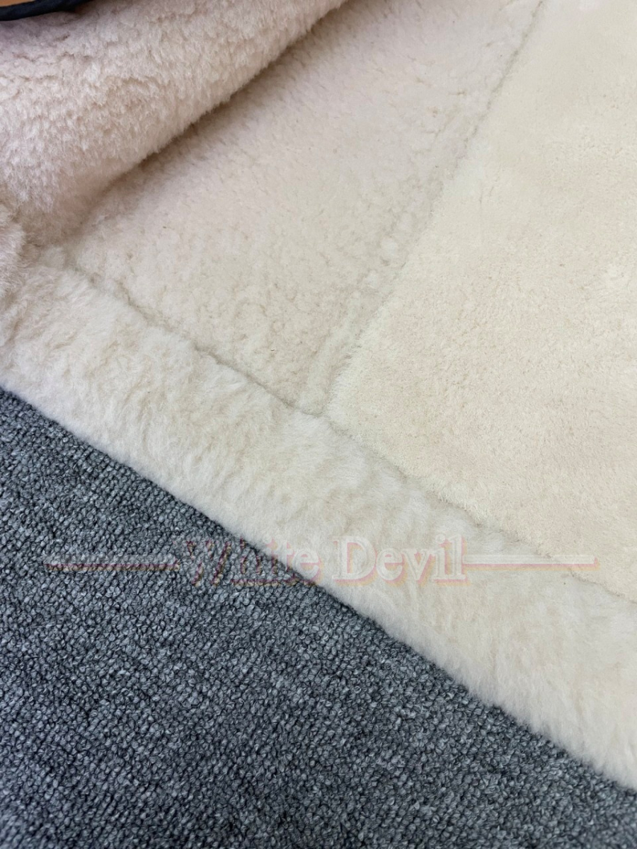 하얀악마 레플리카 로로 무스탕 (18).jpg