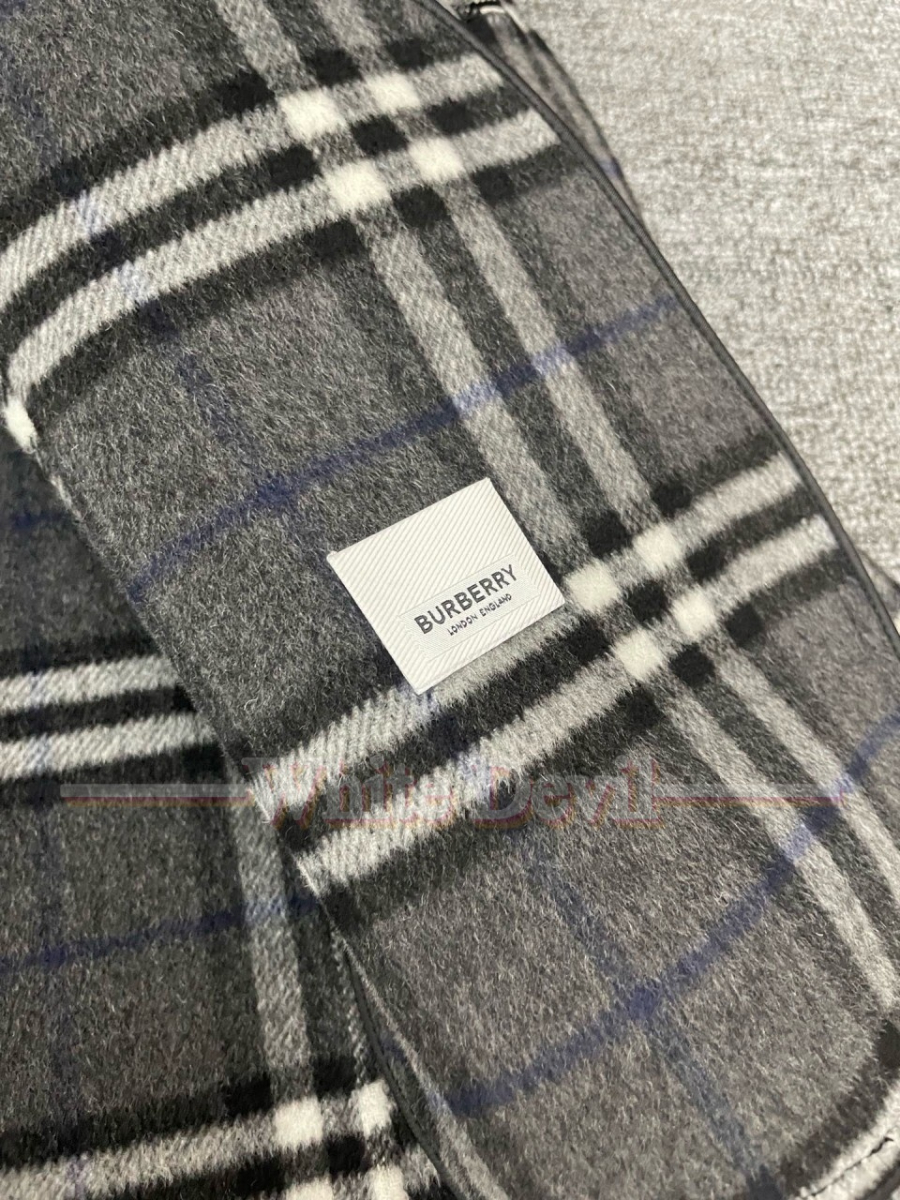 하얀악마 레플리카 버버리 코트 (17).jpg