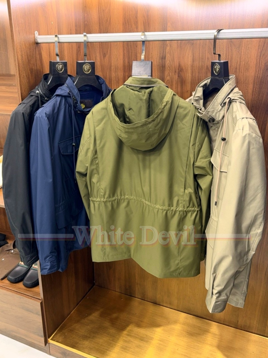 하얀악마 레플리카 로로피아나 점퍼 (2).jpg