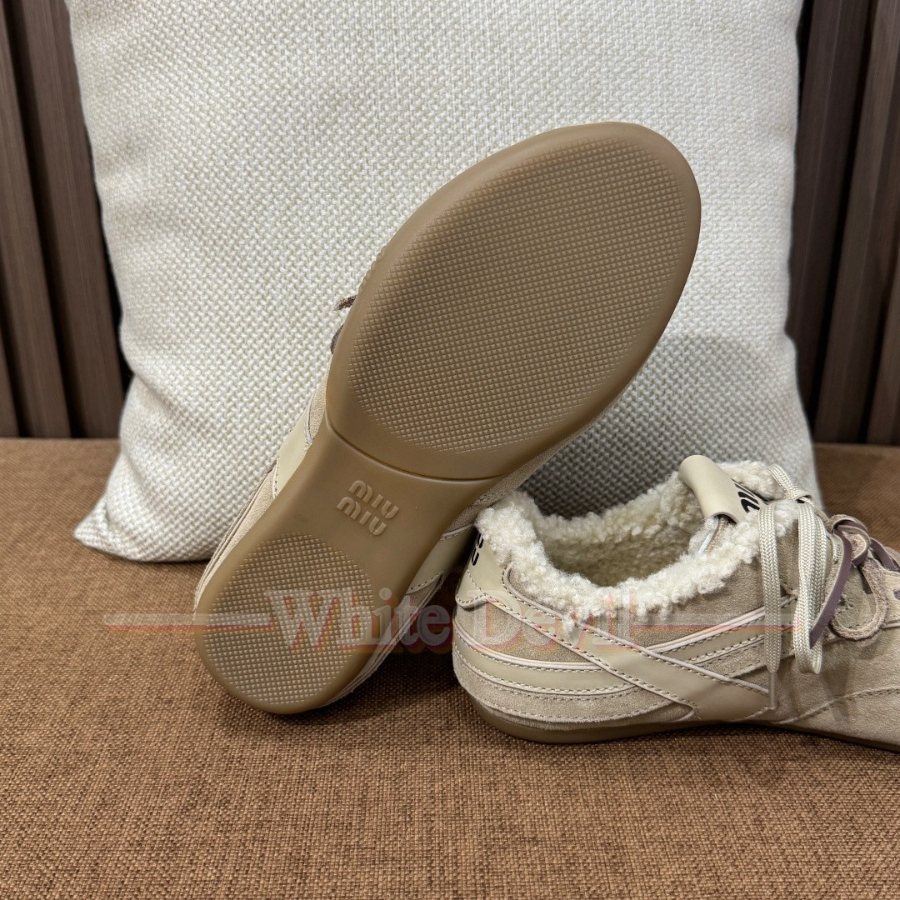 하얀악마 이미테이션 미우미우 운동화 (8).jpg