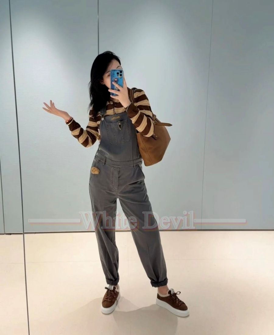 하얀악마 이미테이션 미우미우 운동화 (1).jpg