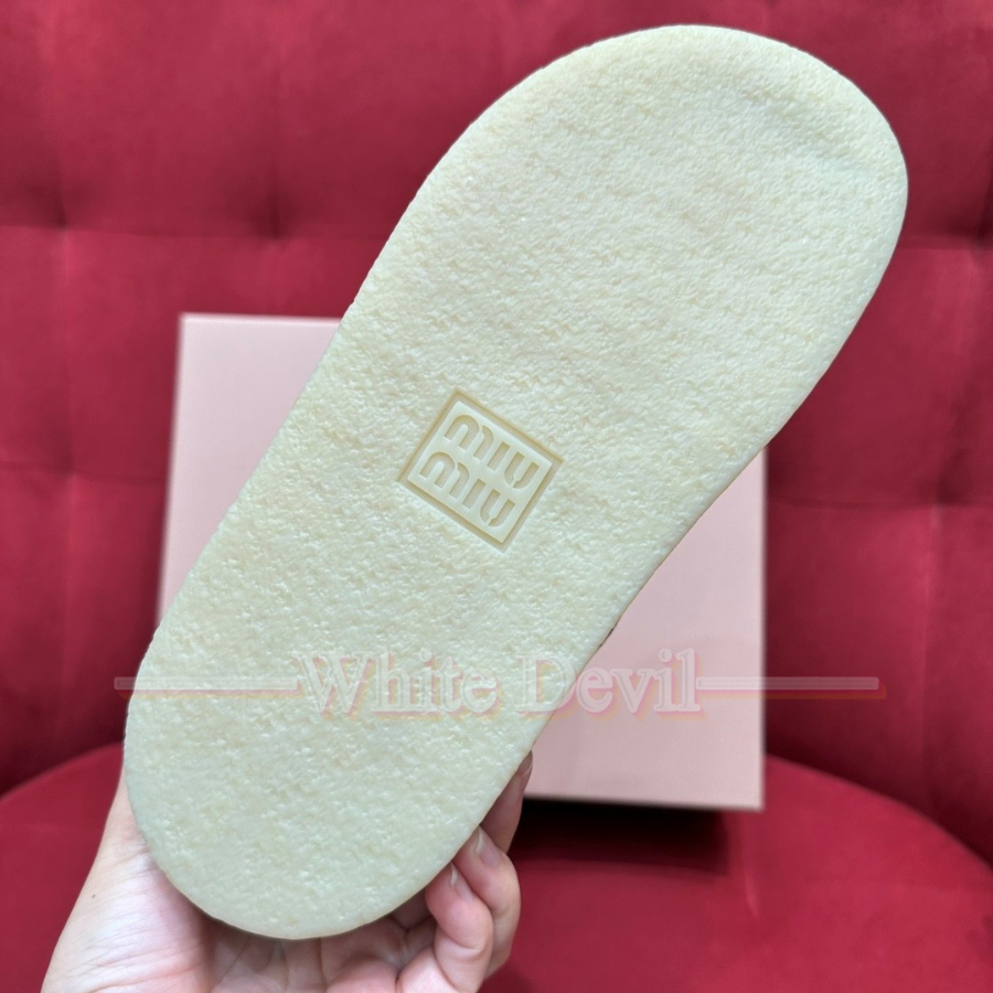 하얀악마 이미테이션 미우미우 부츠 (11).jpg