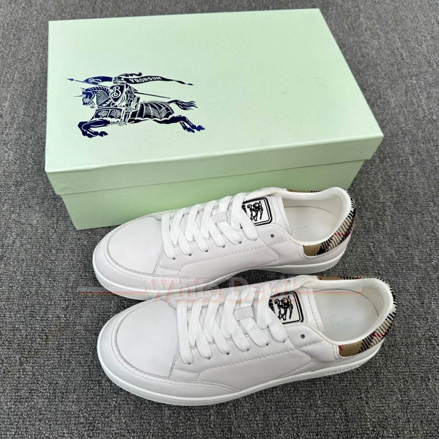 하얀악마 레플리카 버버리 운동화 (4).jpg