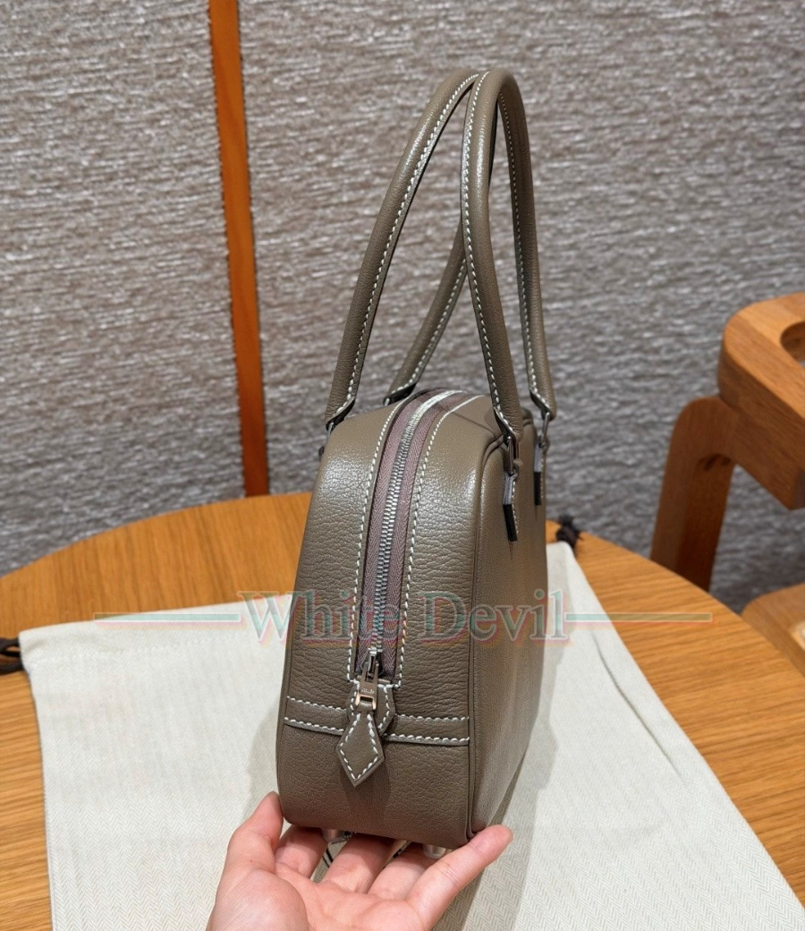 하얀악마 레플리카 에르메스 플룸 (4).jpg