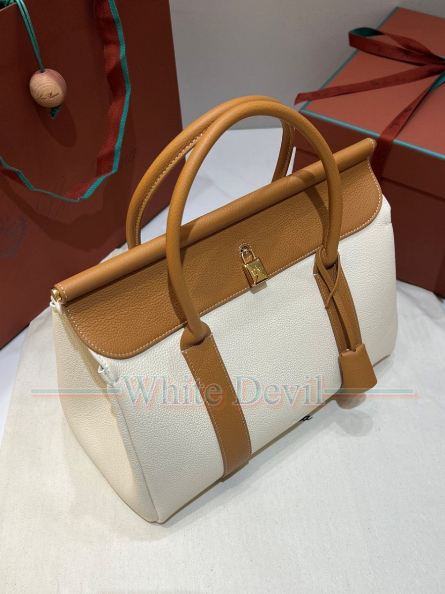 하얀악마 레플리카 로로피아나 룸백 (3).jpg