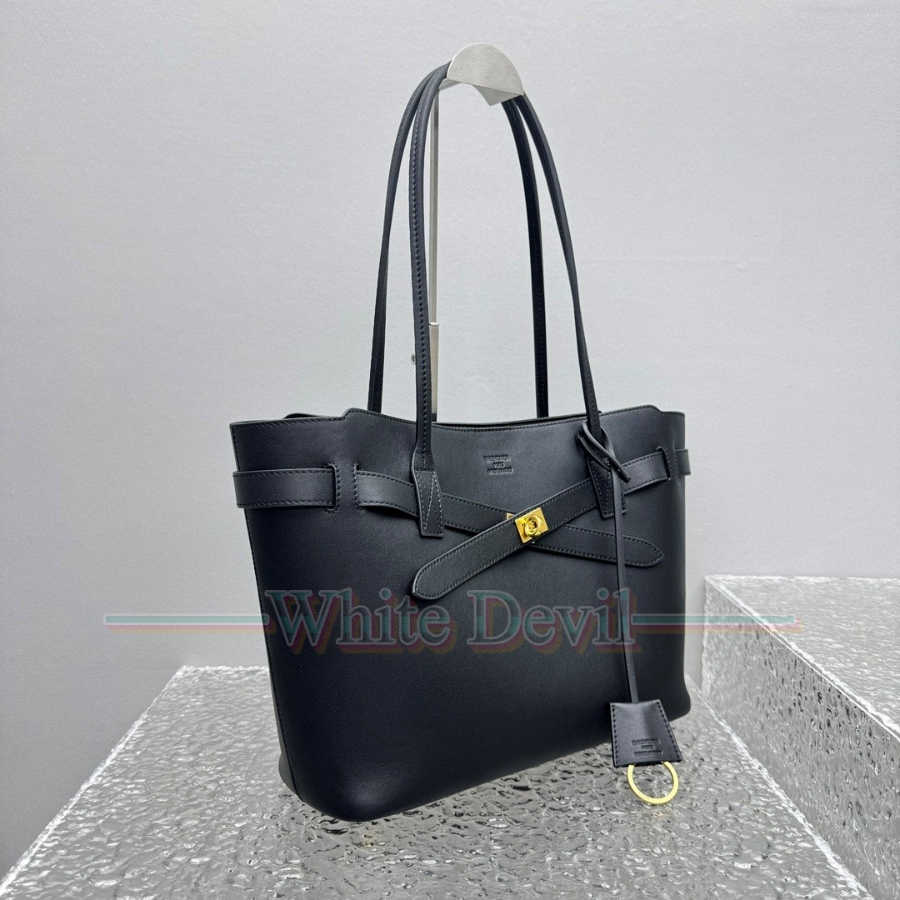 하얀악마 레플리카 발렌시아가 벨에어 (4).jpg