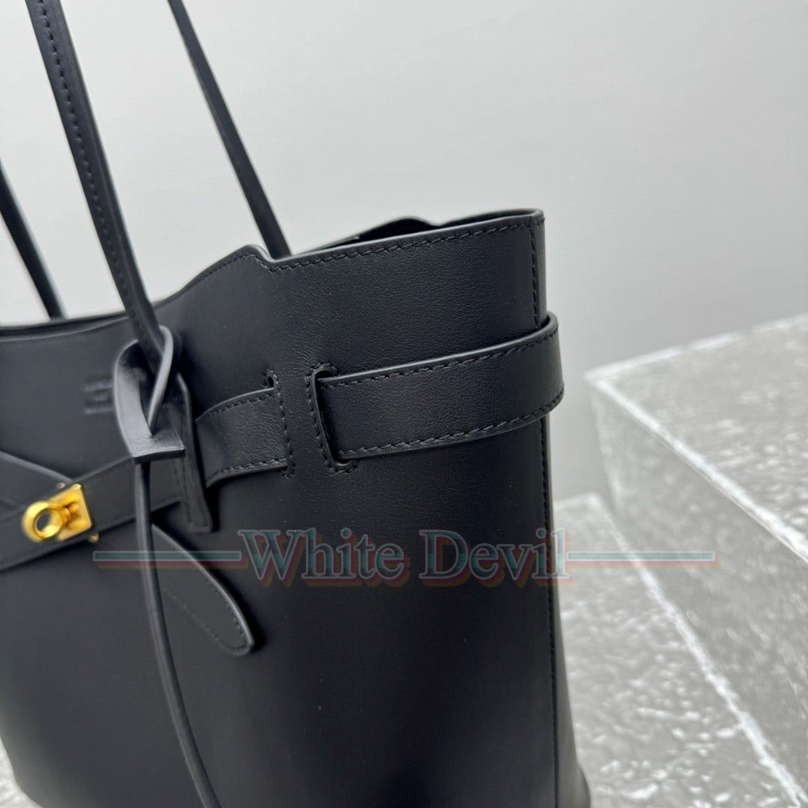 하얀악마 레플리카 발렌시아가 벨에어 (7).jpg