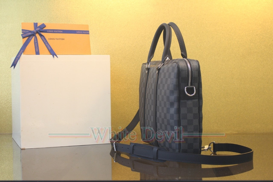 하얀악마 레플리카 루이비통 서류가방 (2).jpg