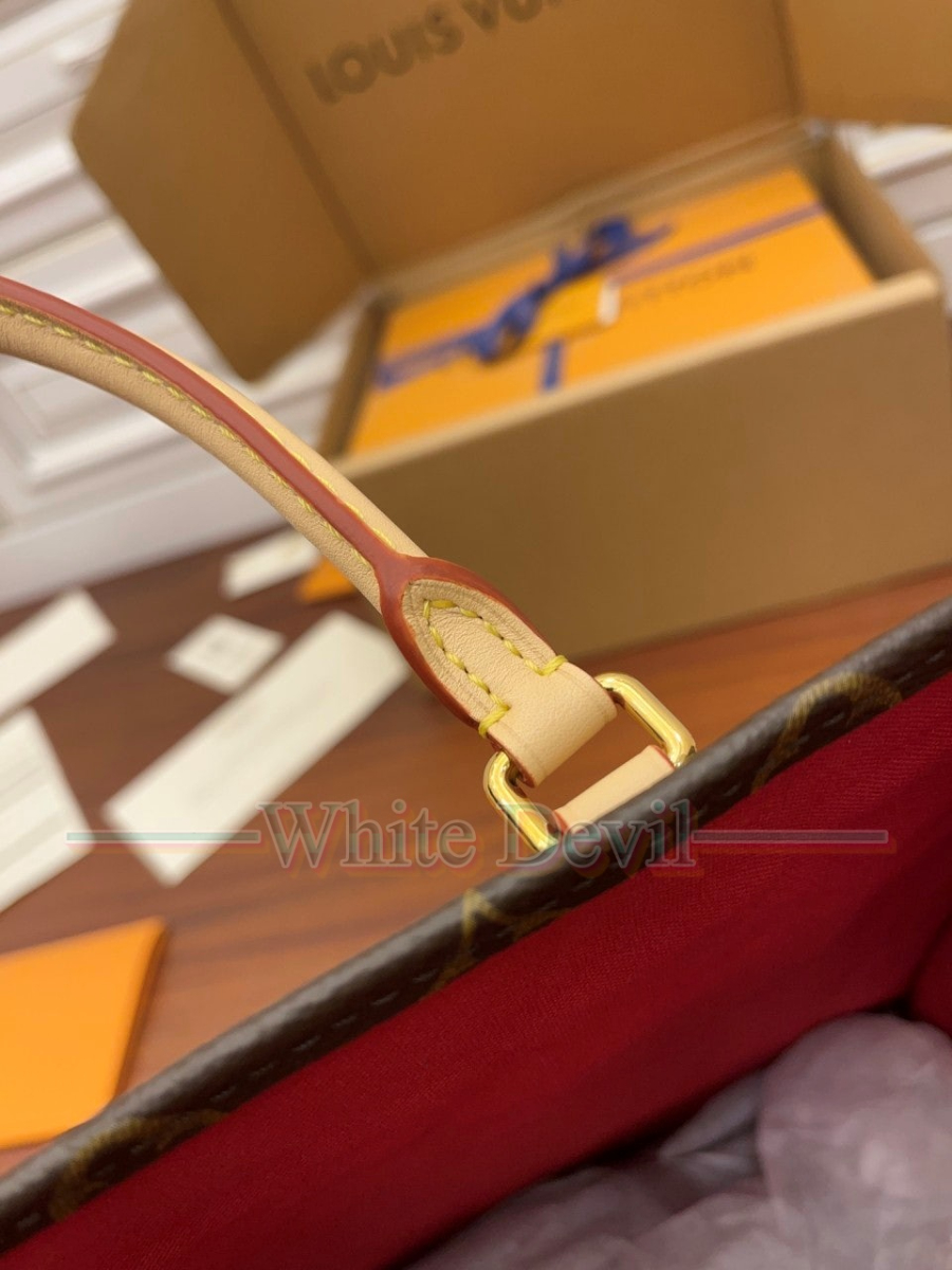 하얀악마 레플리카 루이비통 삭플라 (12).jpg
