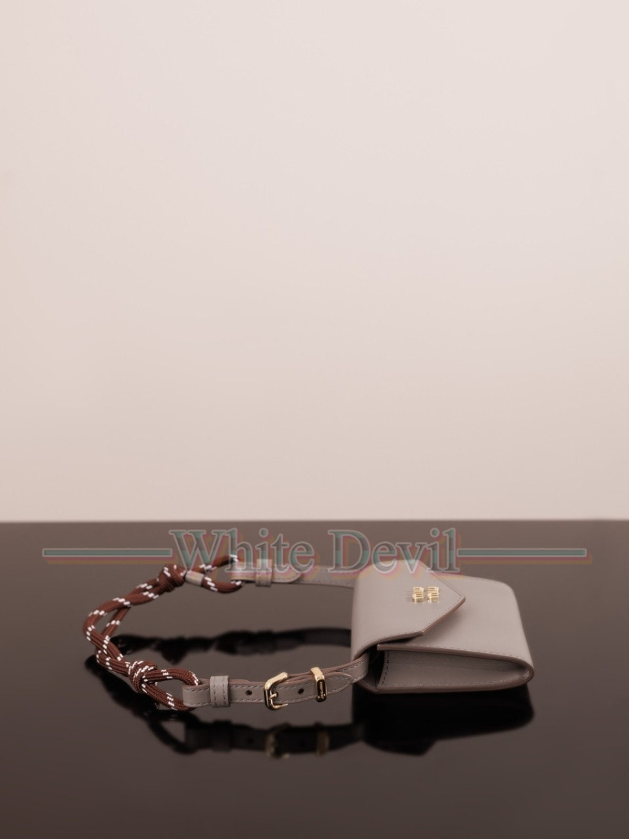 하얀악마 레플리카 미우미우 가방 (4).jpg