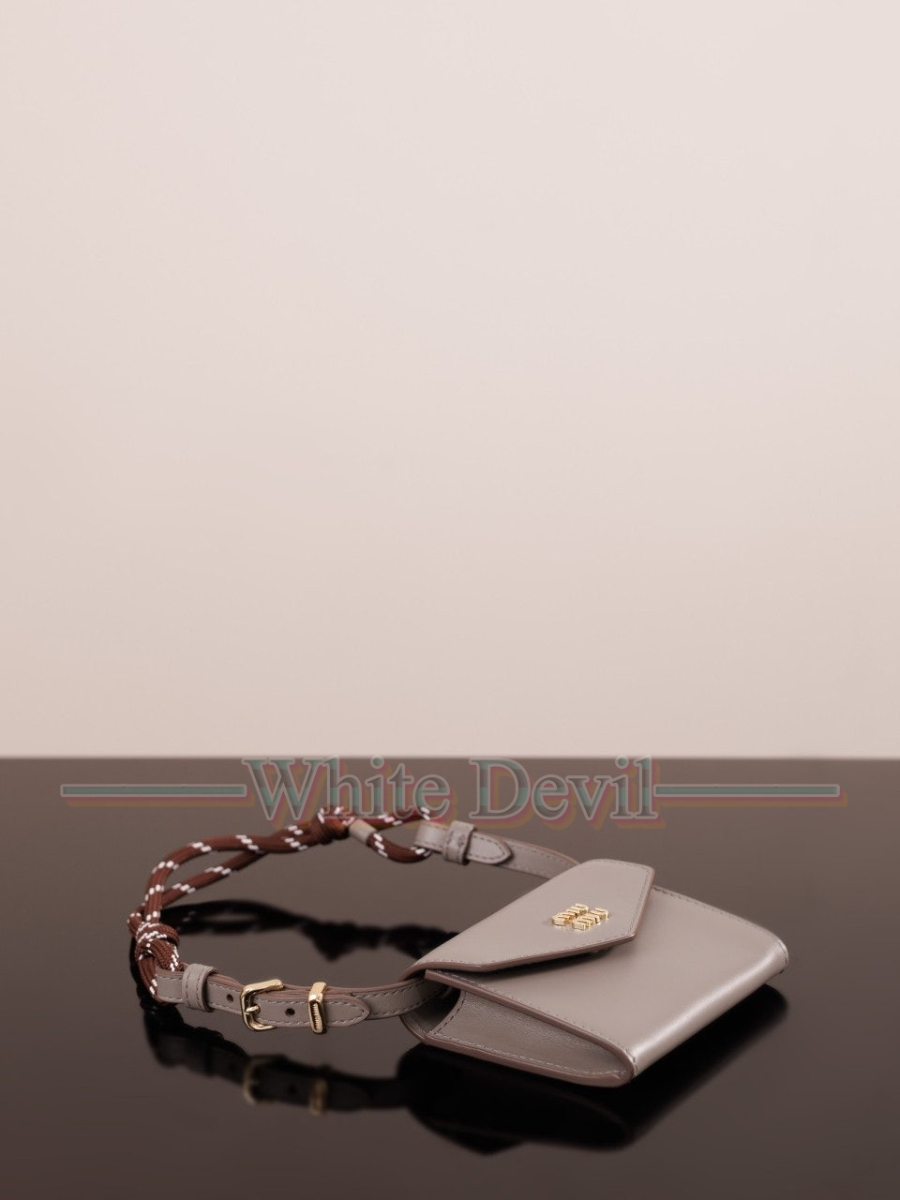 하얀악마 레플리카 미우미우 가방 (5).jpg