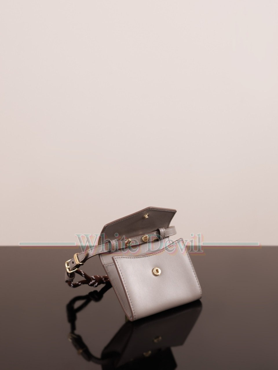 하얀악마 레플리카 미우미우 가방 (7).jpg
