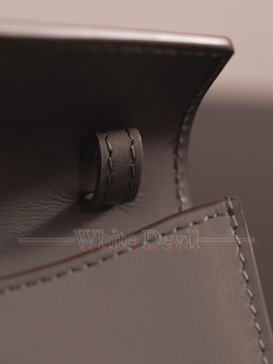 하얀악마 레플리카 미우미우 가방 (18).jpg