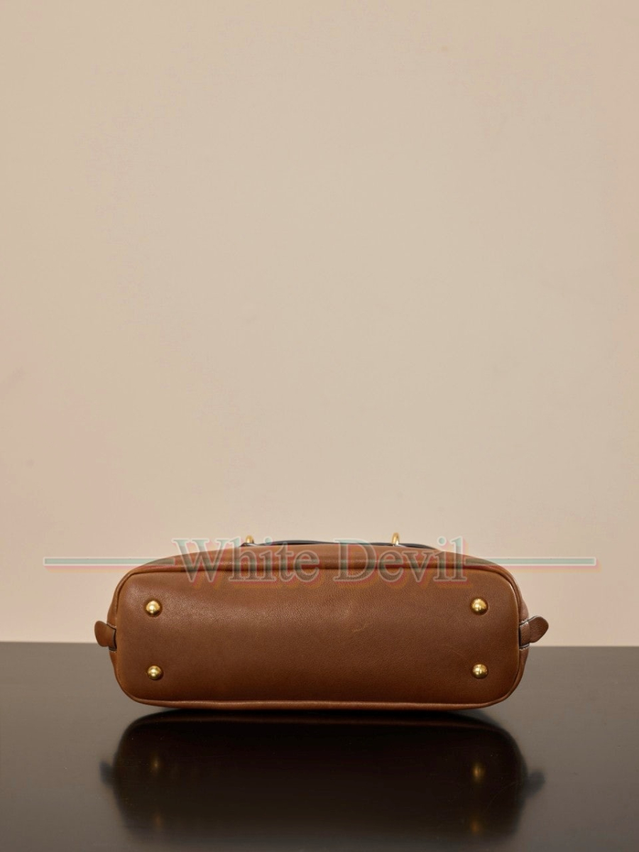 하얀악마 레플리카 미우미우 토트백 (8).jpg