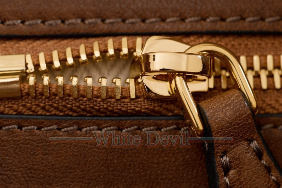 하얀악마 레플리카 미우미우 토트백 (24).jpg