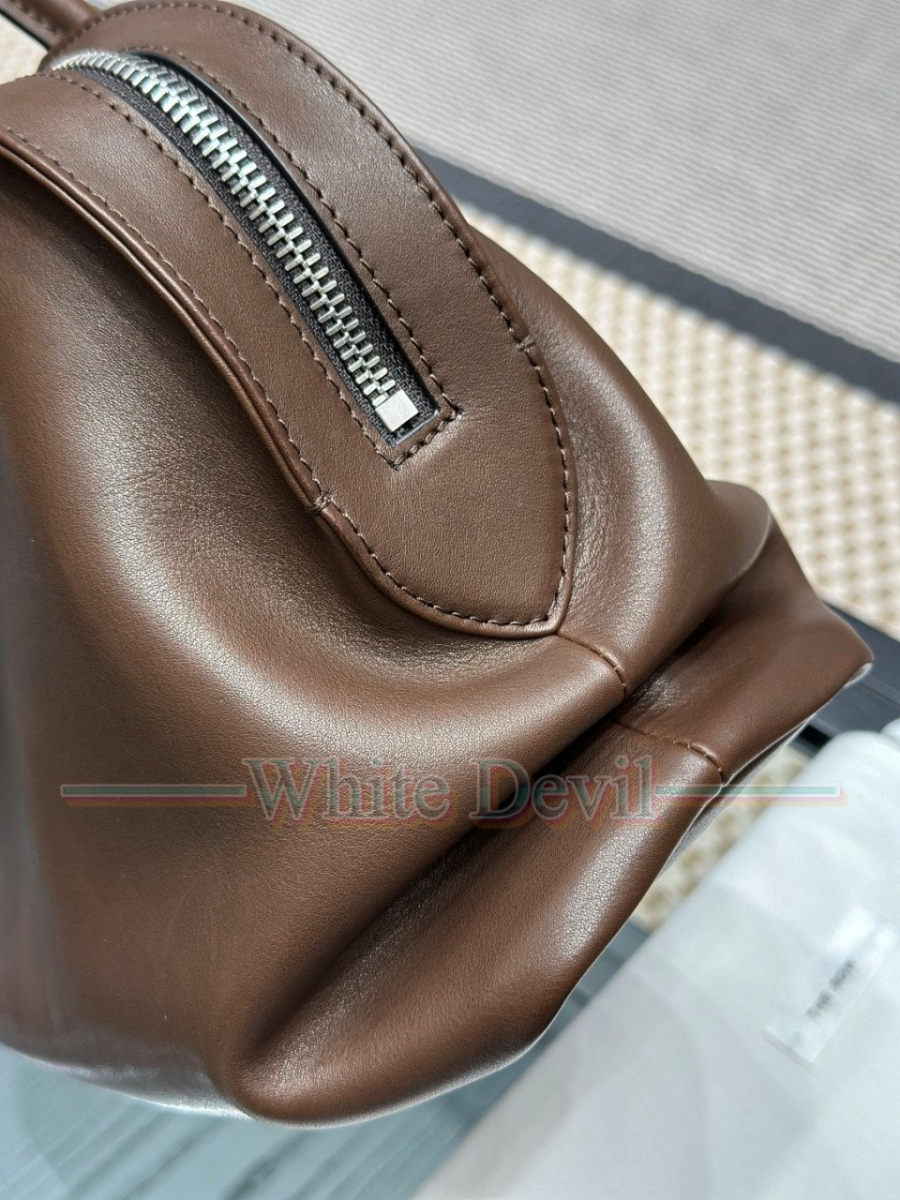 하얀악마 레플리카 더로우 볼링백 (11).jpg