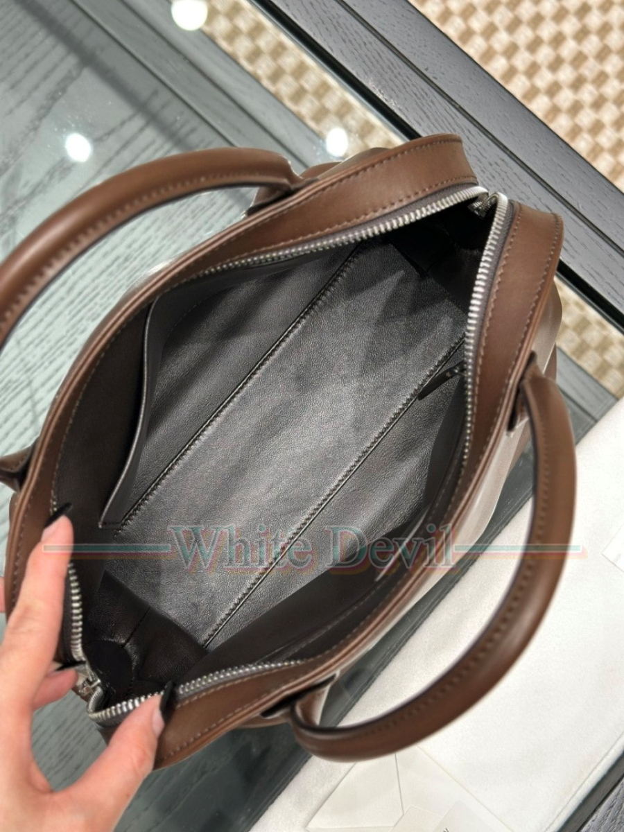 하얀악마 레플리카 더로우 볼링백 (10).jpg