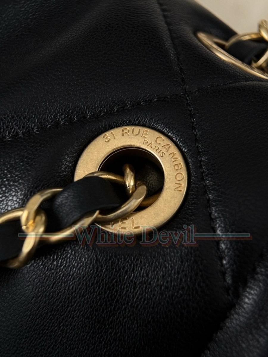 하얀악마 레플리카 샤넬 플랩백 (11).jpg
