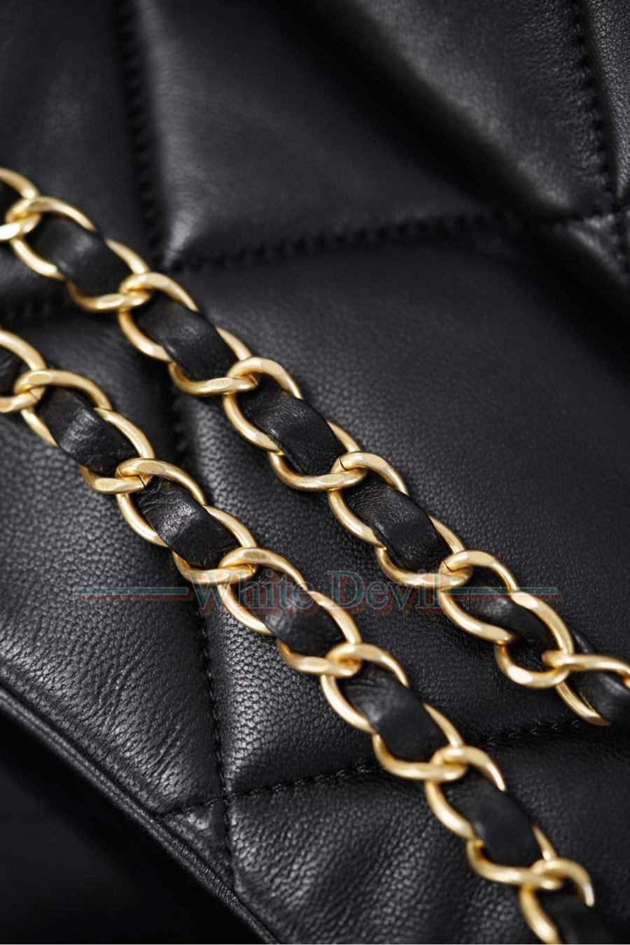 하얀악마 레플리카 샤넬 가방 (21).jpg