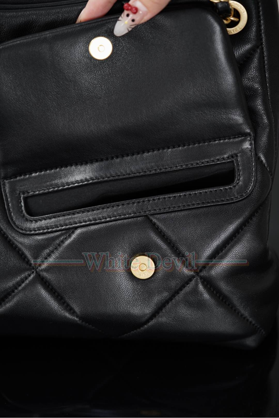 하얀악마 레플리카 샤넬 가방 (24).jpg