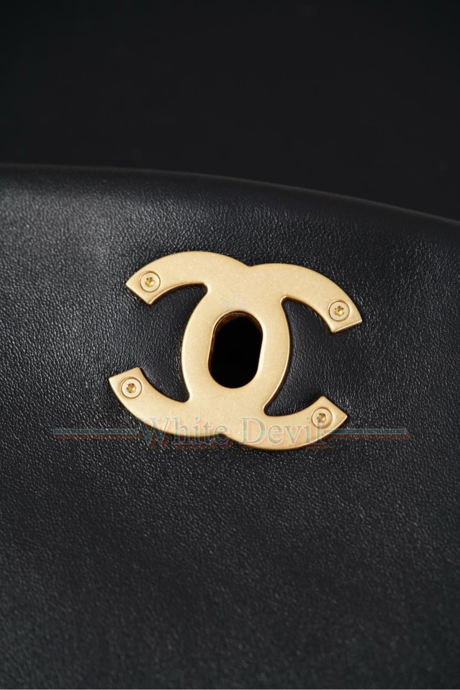 하얀악마 레플리카 샤넬 가방 (22).jpg