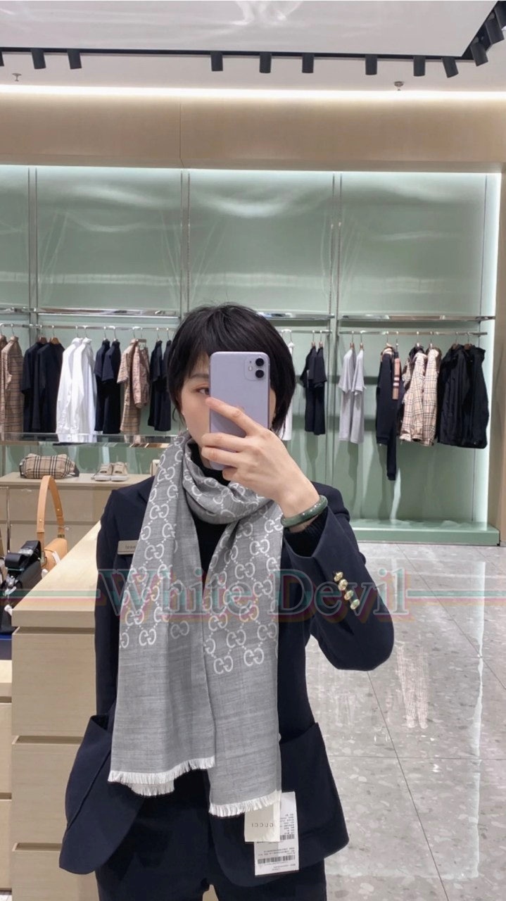 하얀악마 레플리카 구찌 목도리 (1).jpg