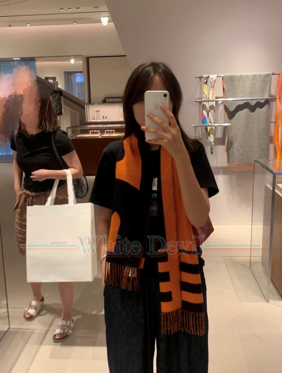 하얀악마 레플리카 에르메스 목도리 (1).jpg