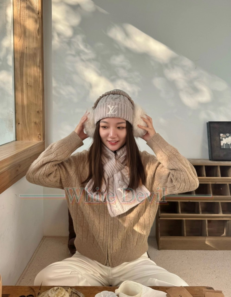 하얀악마 레플리카 루이비통 목도리 (1).jpg