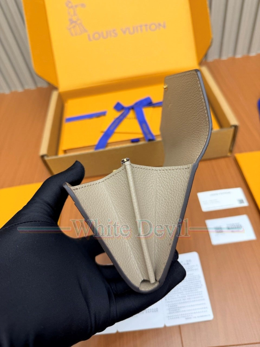 하얀악마 레플리카 루이비통 지갑 (5).jpg